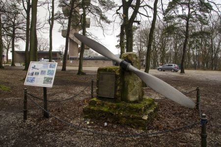Letecký pomník v Holandsku
